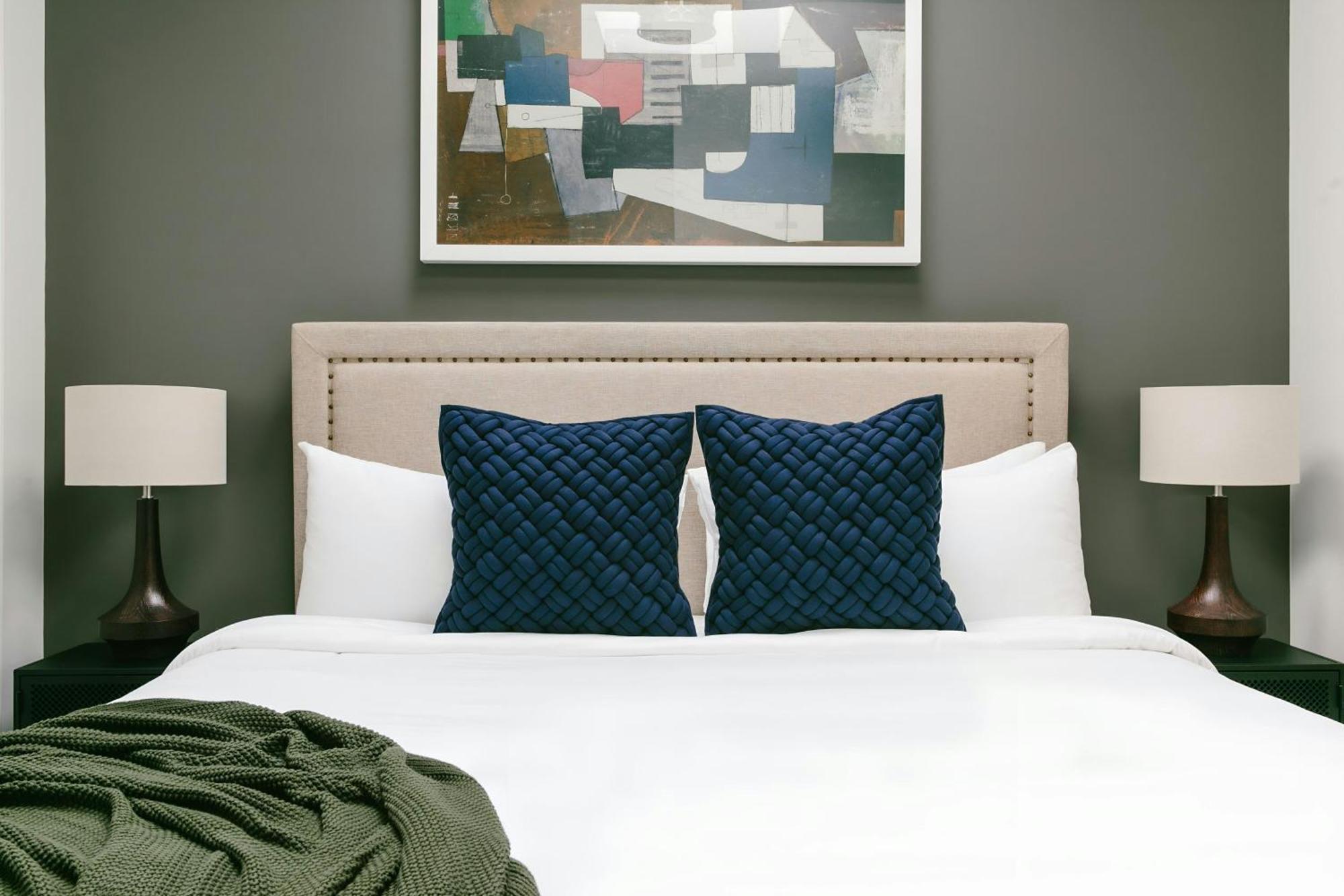 Sonder By Marriott Bonvoy Greektown Apartments Чикаго Экстерьер фото