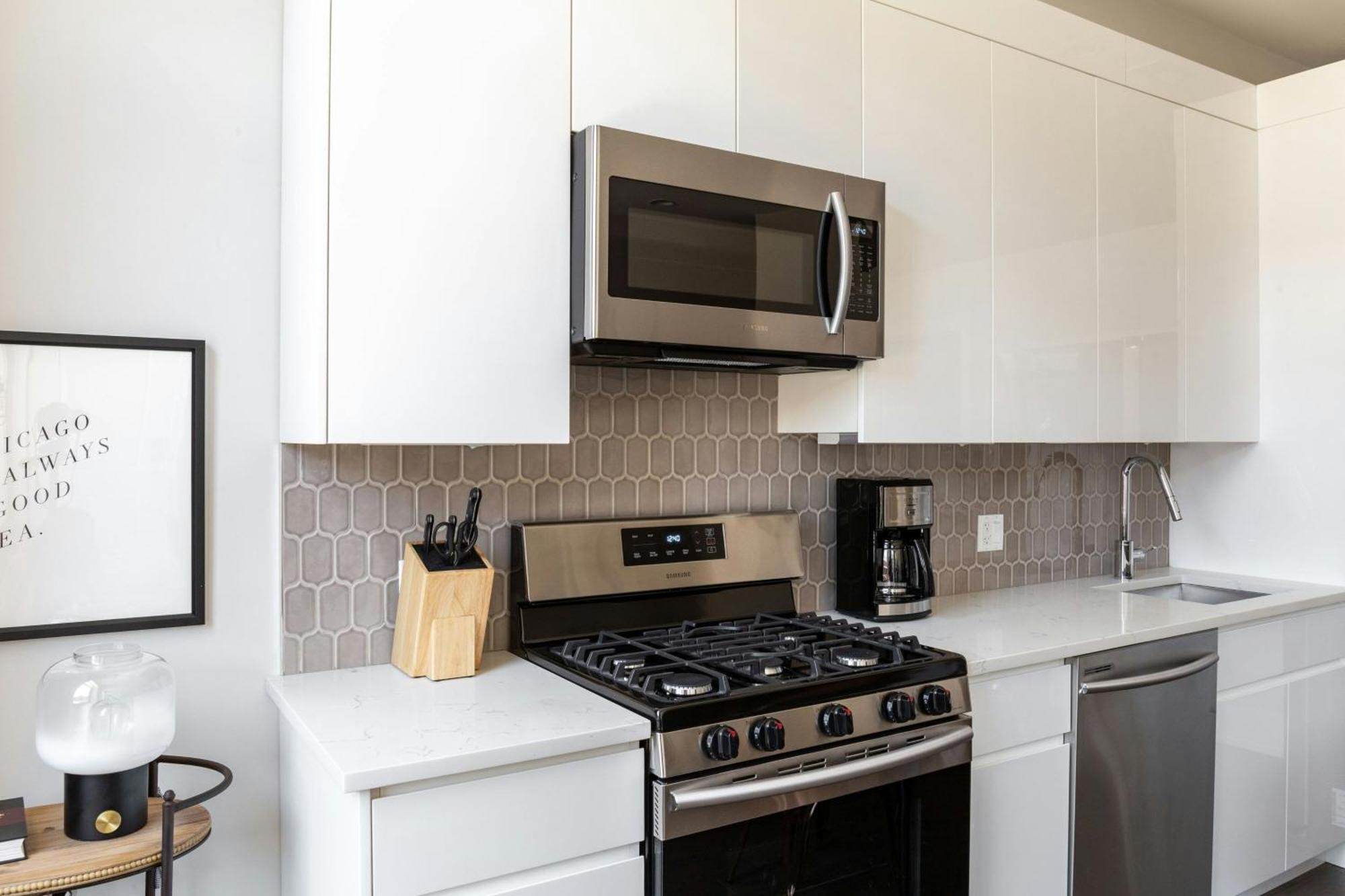 Sonder By Marriott Bonvoy Greektown Apartments Чикаго Экстерьер фото